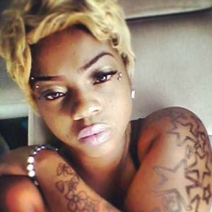 Meet your Posher, Mercedes